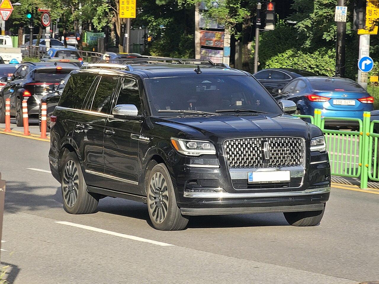 Lincoln Navigator